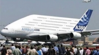 Chiếc máy bay chở khách lớn nhất thế giới !!! Airbus A380